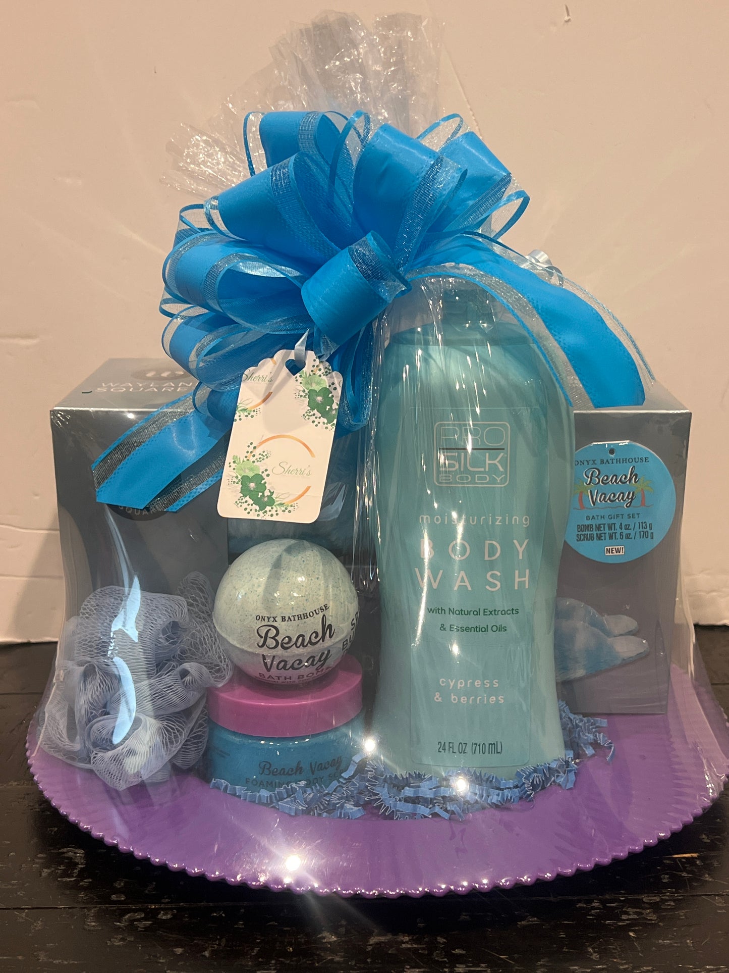 Blue - Slippers On A Platter with Body Wash/Loofah/Bath Scrub & Bath Bomb