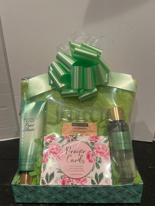 Green- Juicy Couture Meets Victoria’s Secret