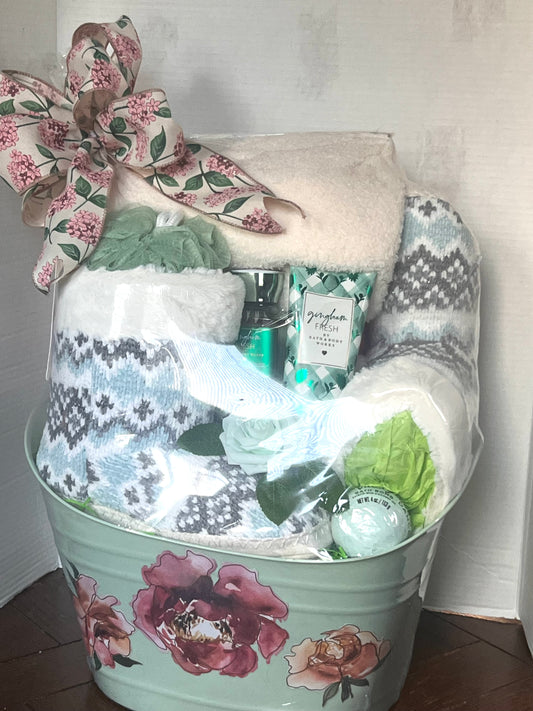 The Gingham Fresh Pamper Basin