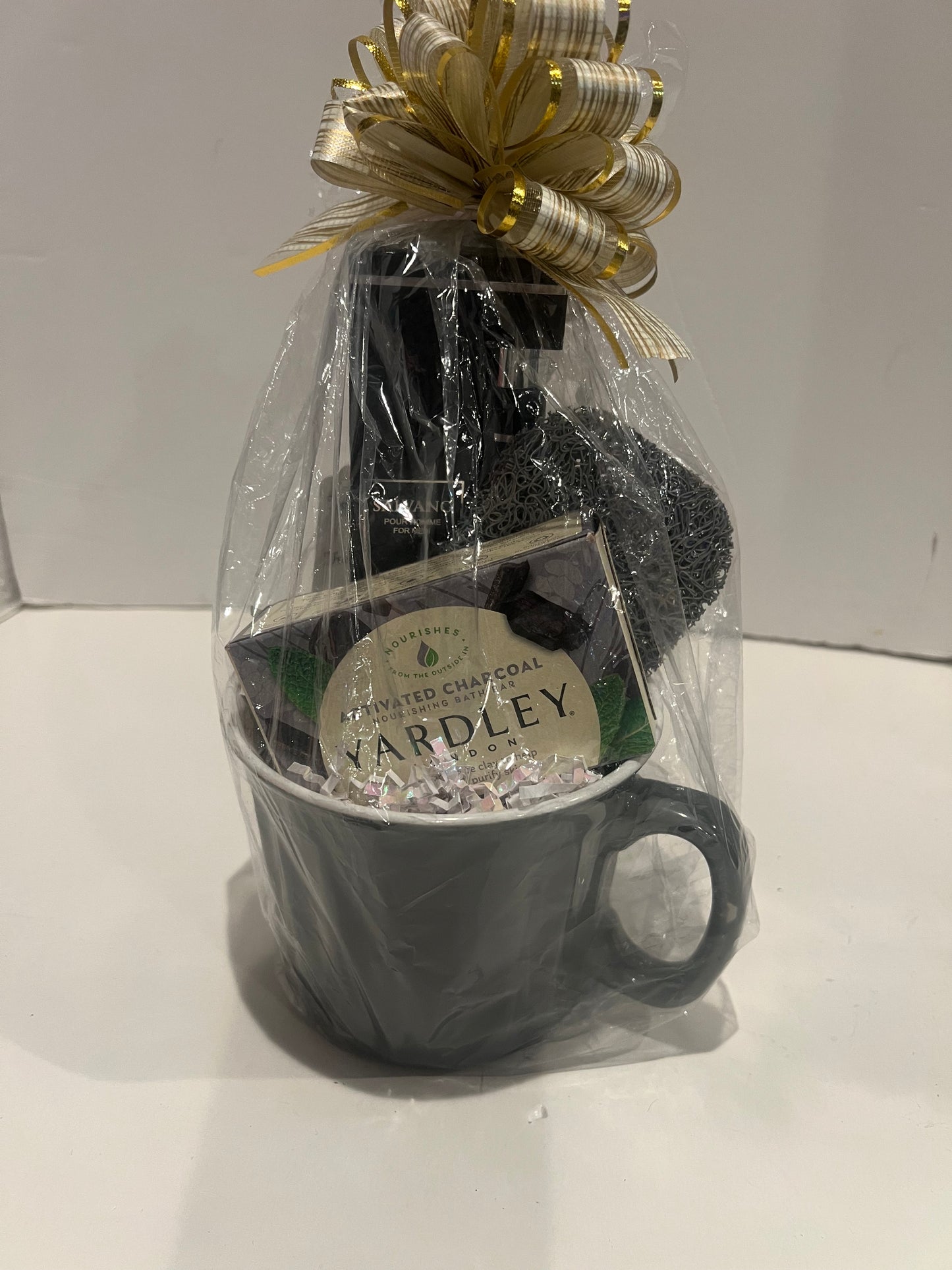 Luxury Men’s Self-Care & Grooming Gift Mug Basket
