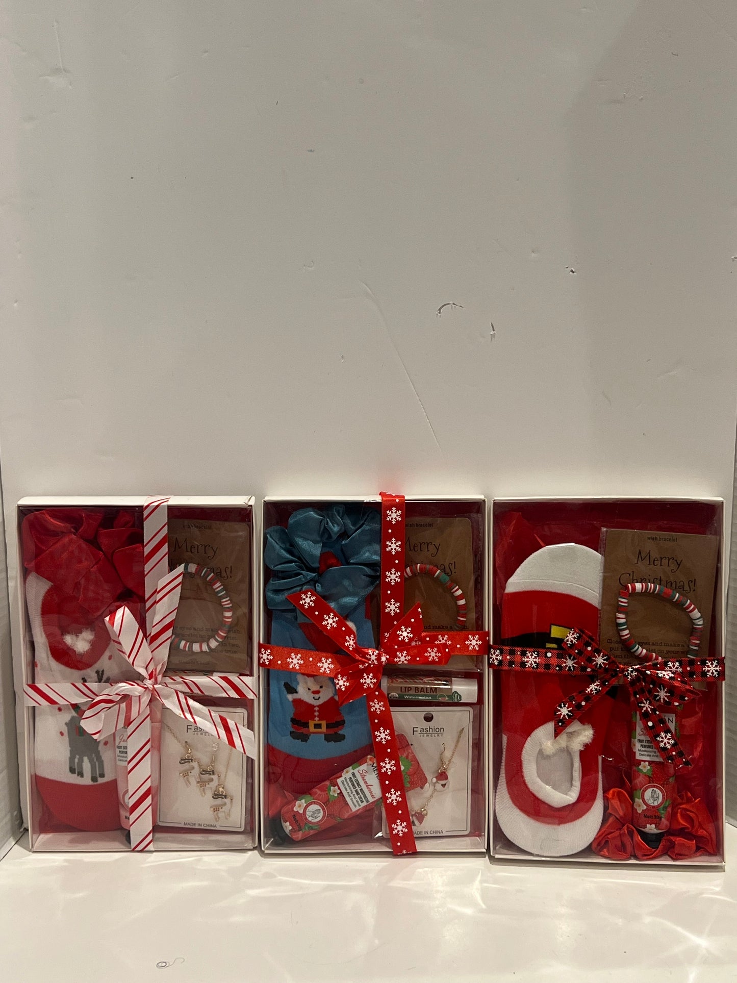 Holiday Cozy & Cute Gift Box