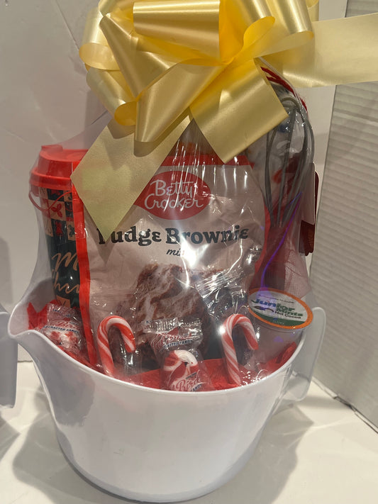 Holiday Baking & Cozy Comfort Gift Basket Collection