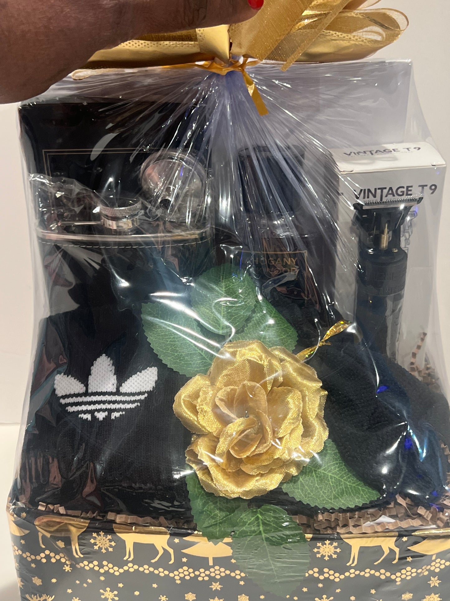 Luxury Men's Grooming & Style Gift Basket