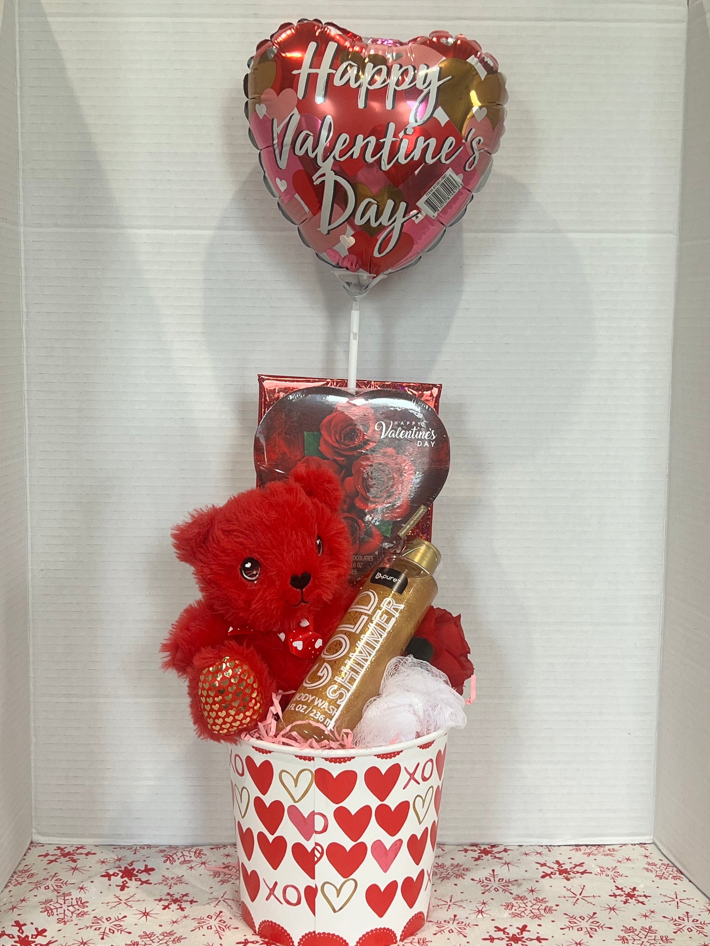 Valentine’s Love & Luxe Spa Gift Basket