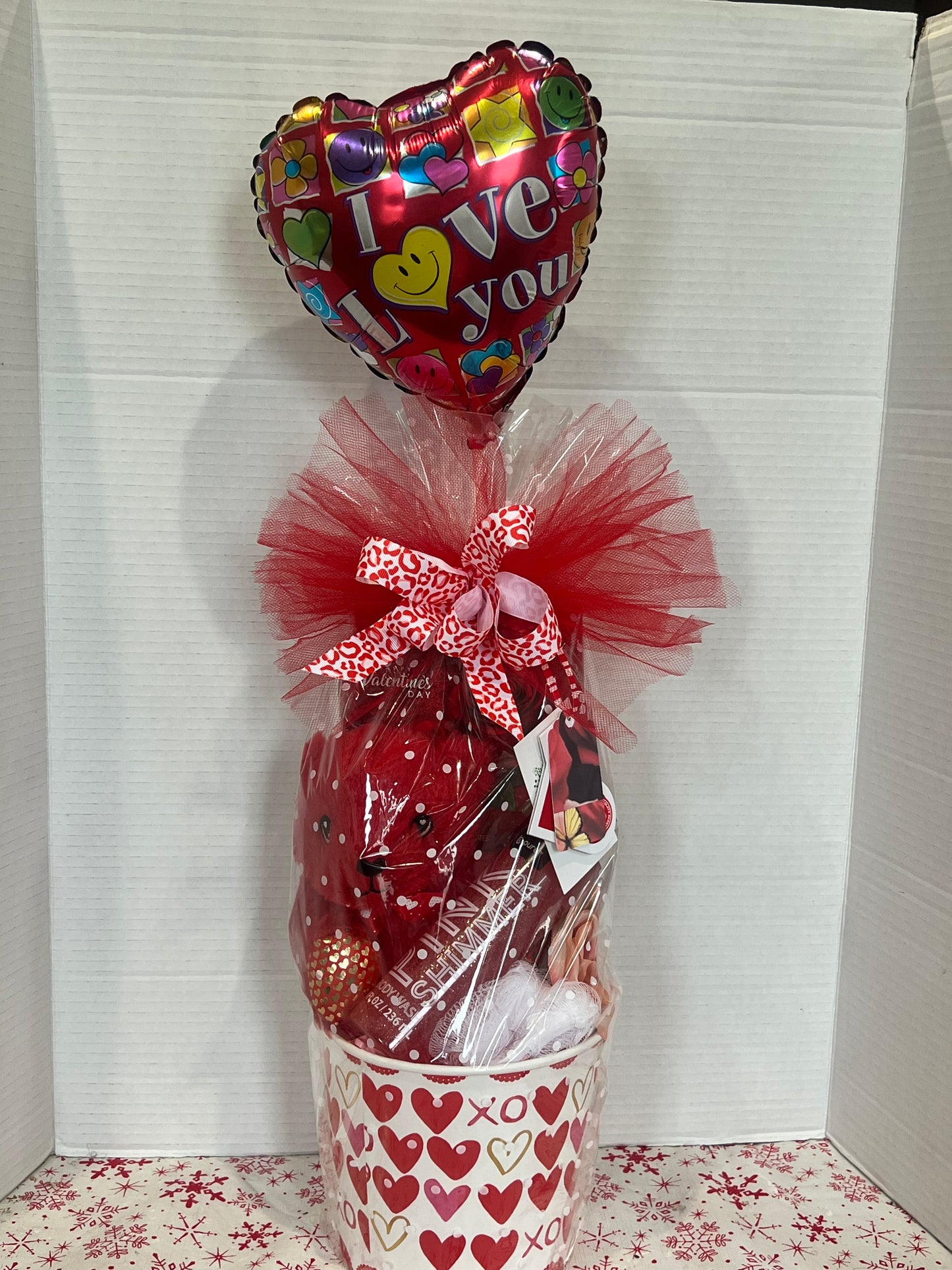 Valentine’s Love & Luxe Spa Gift Basket